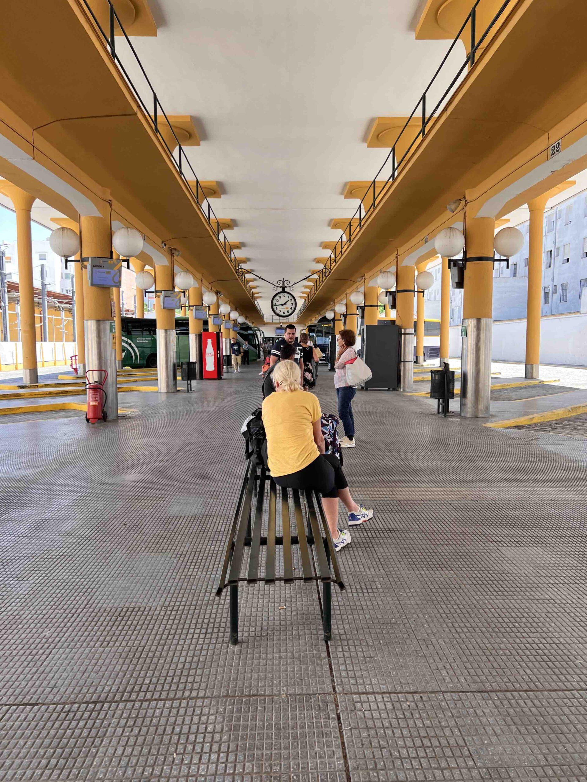 Stazione di Prado San Sebastian, Siviglia